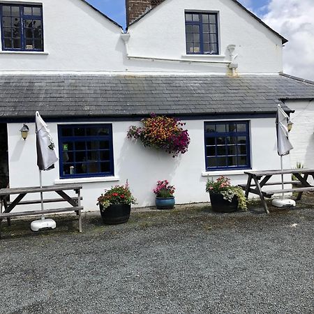 Blue Lion Inn Lewdown Exteriör bild